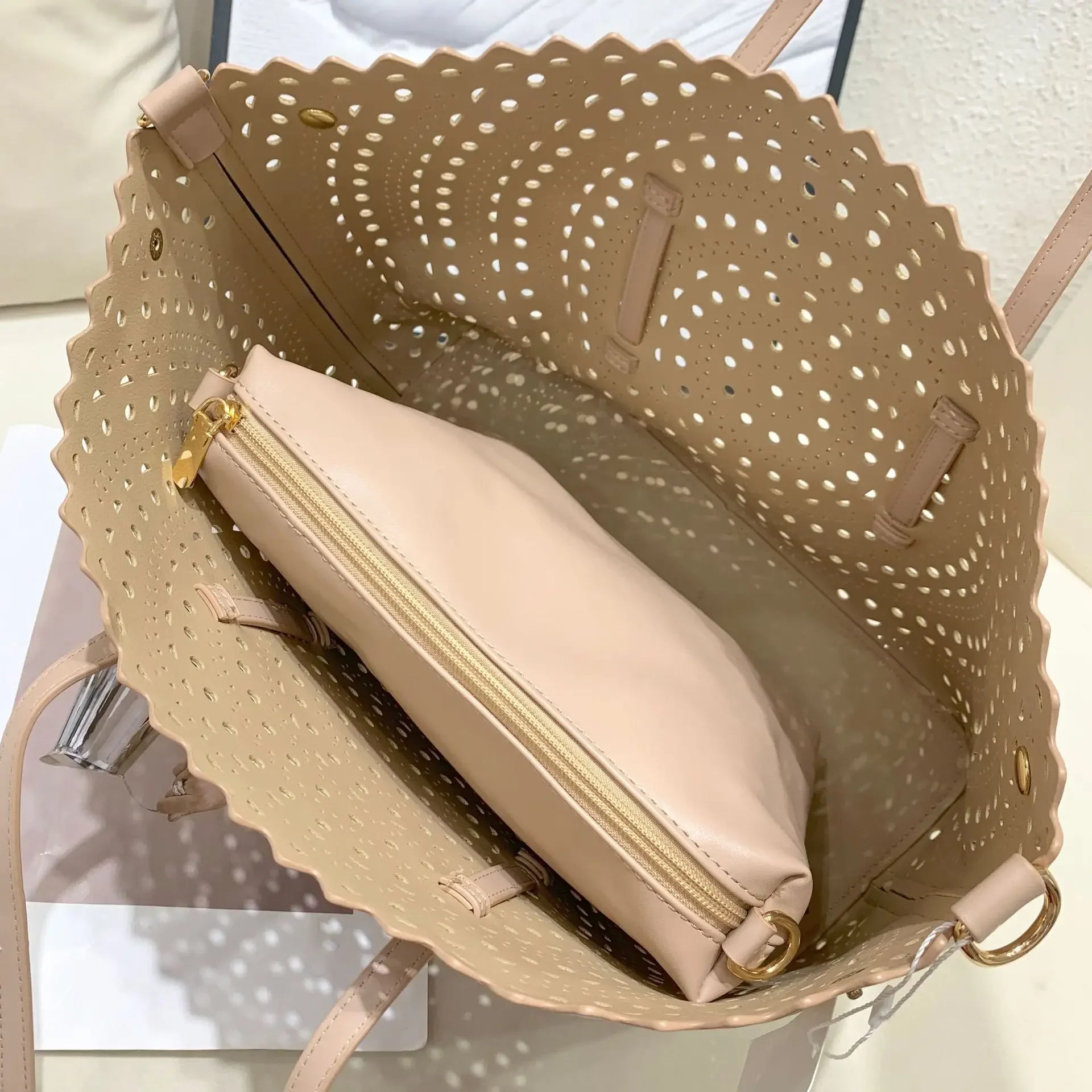 Mina leather tote