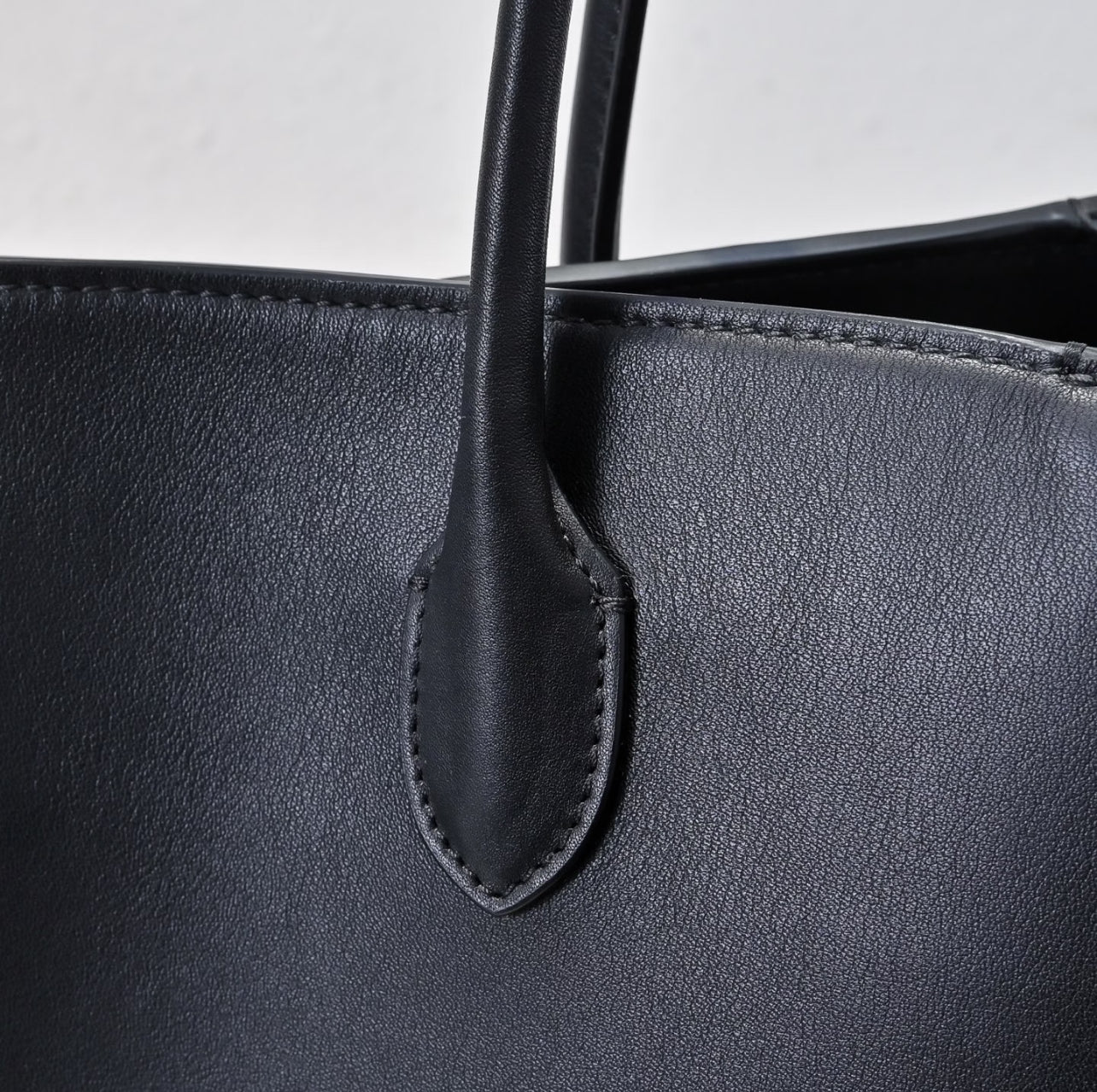 Mimoza leather tote