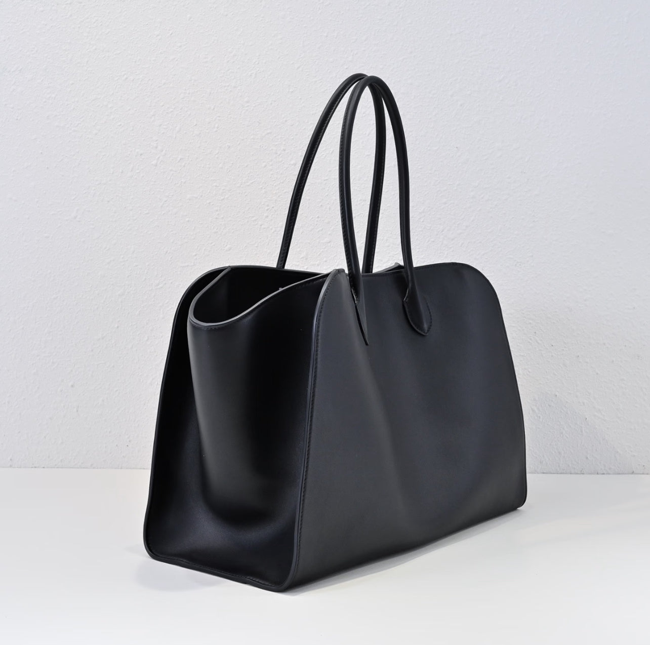 Mimoza leather tote