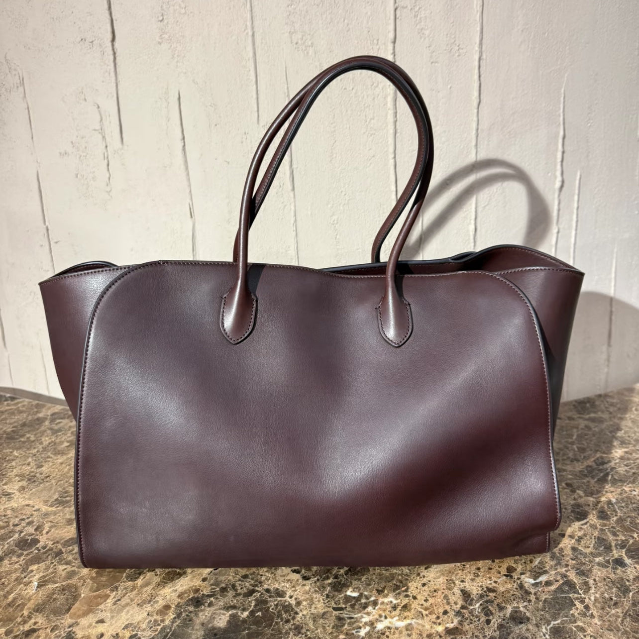 Mimoza leather tote