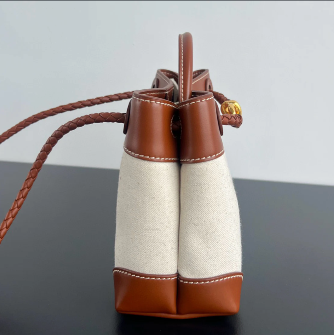 SMALL ANDIAMO BAG