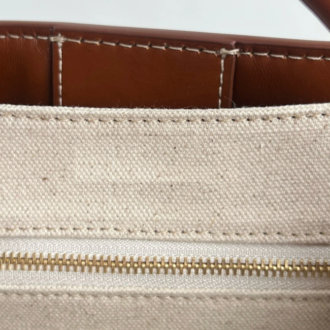 SMALL ANDIAMO BAG