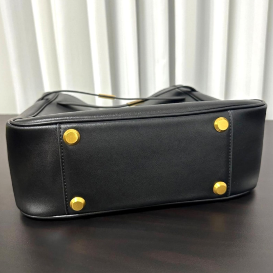 Kali leather bag