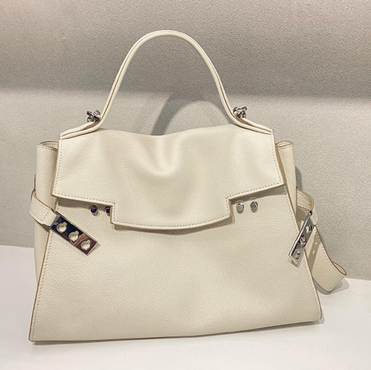WRIS Top handle bag