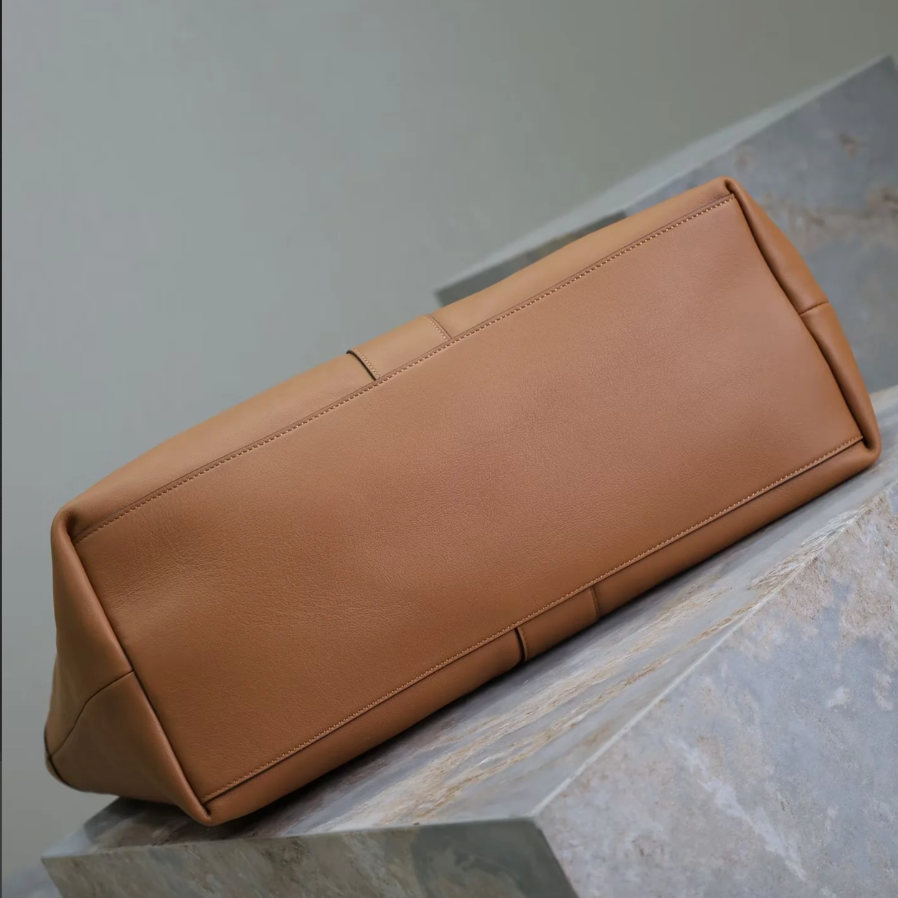VG leather handbag