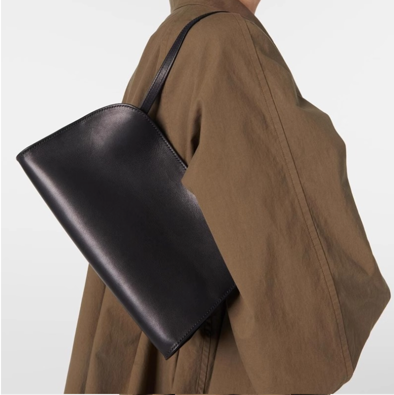 Peggy underarm tote