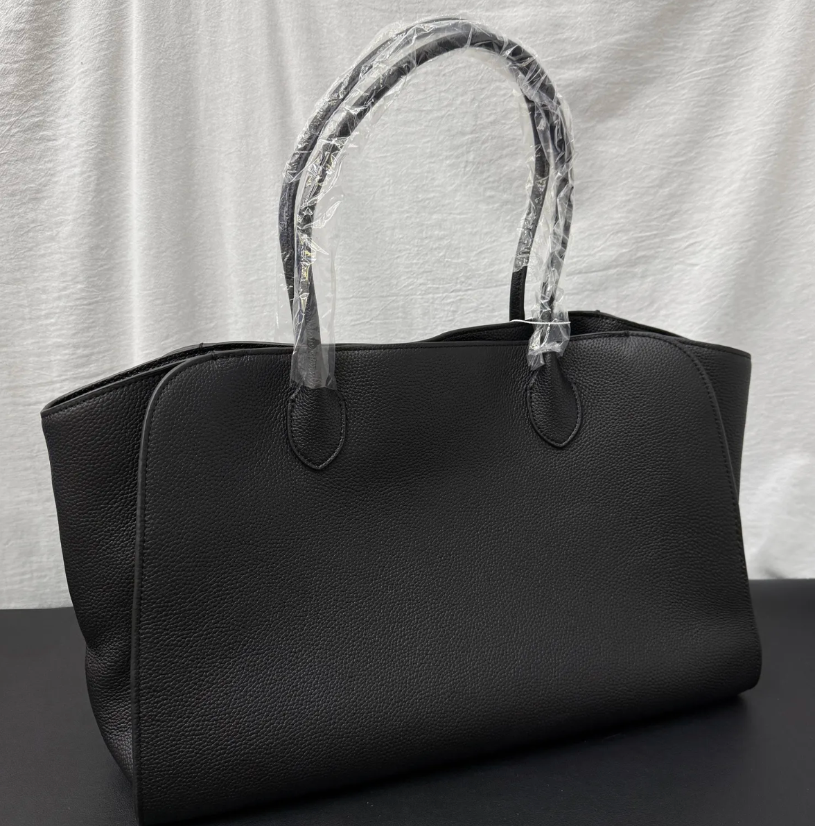 Mimoza leather tote
