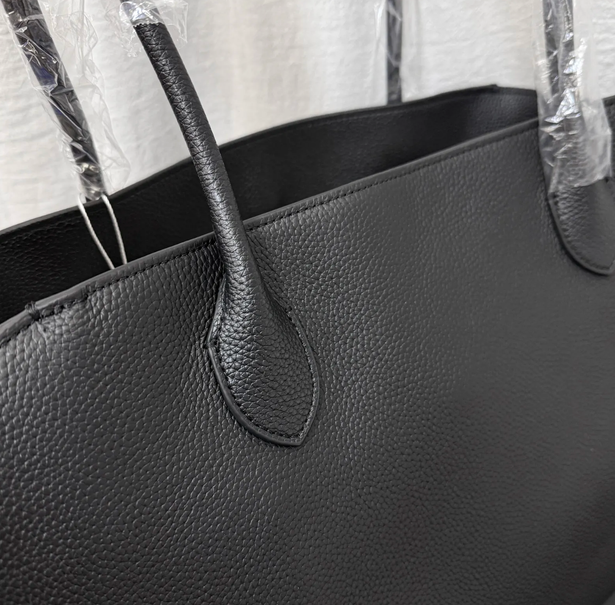 Mimoza leather tote