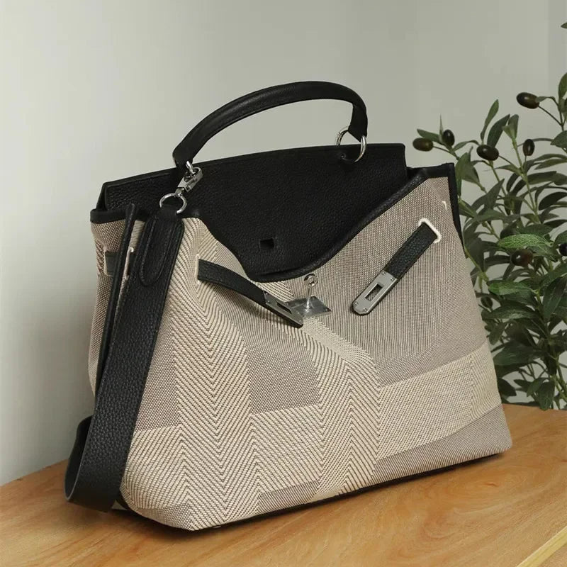 Single shoulder notebook bag