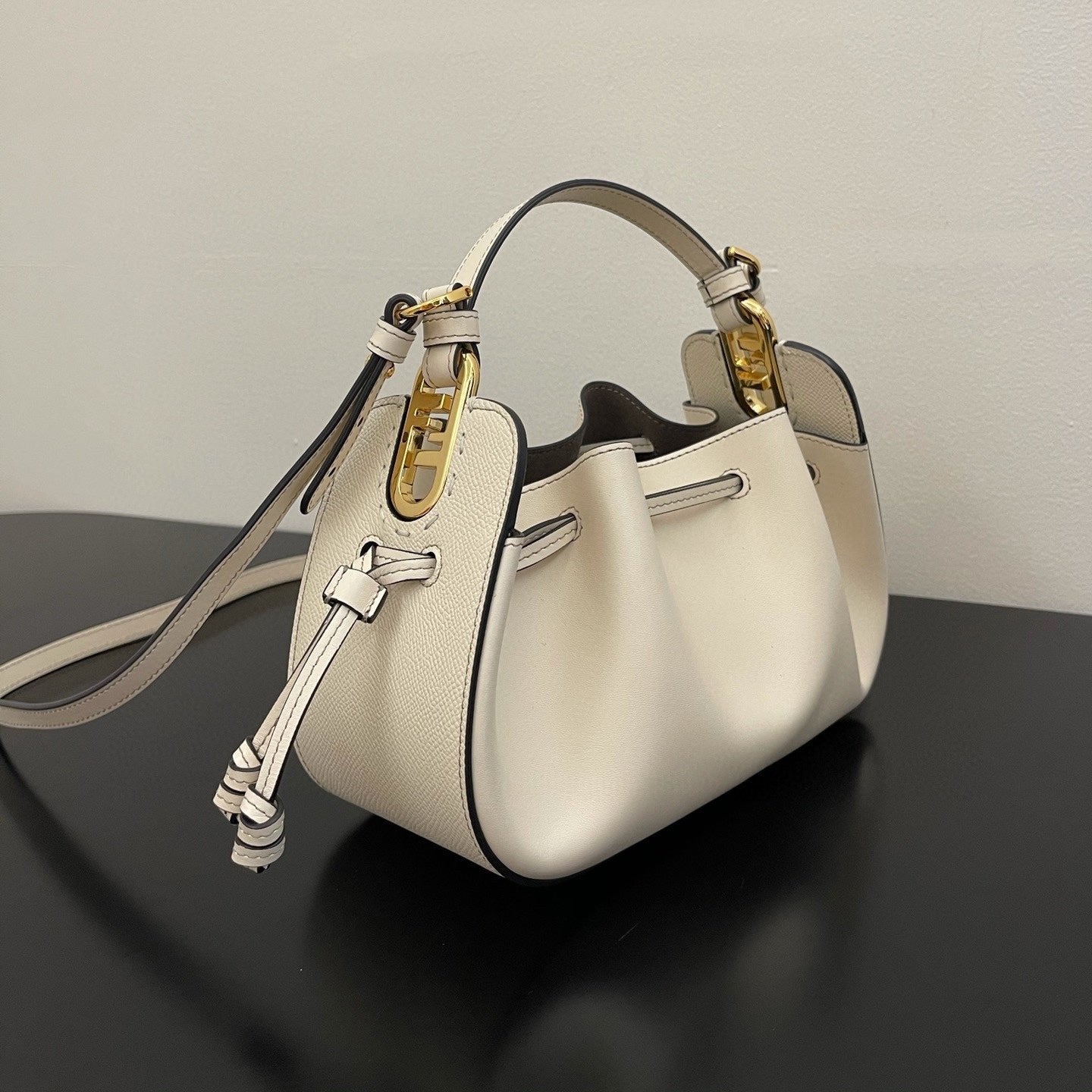 Viola Leather Handbag