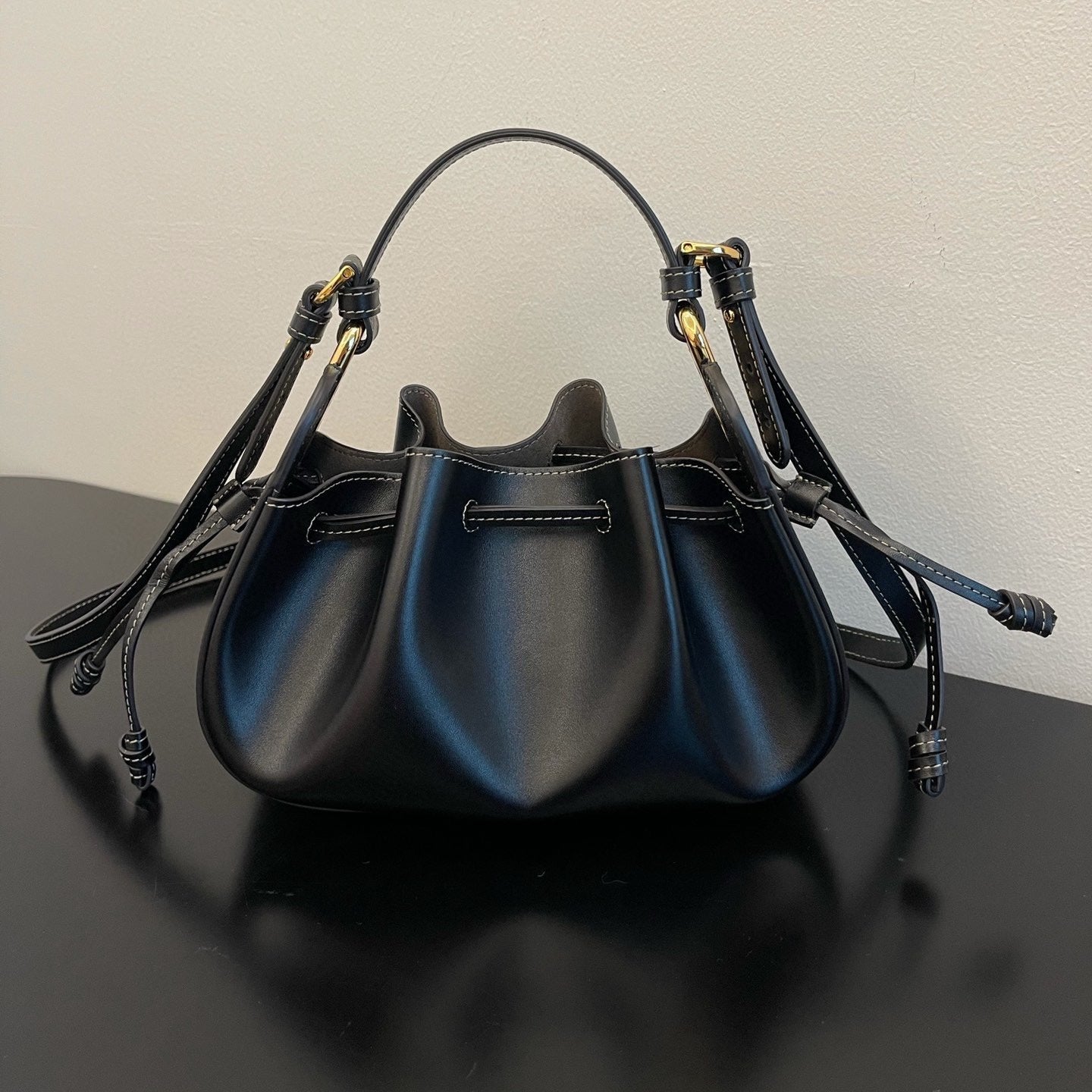 Viola Leather Handbag