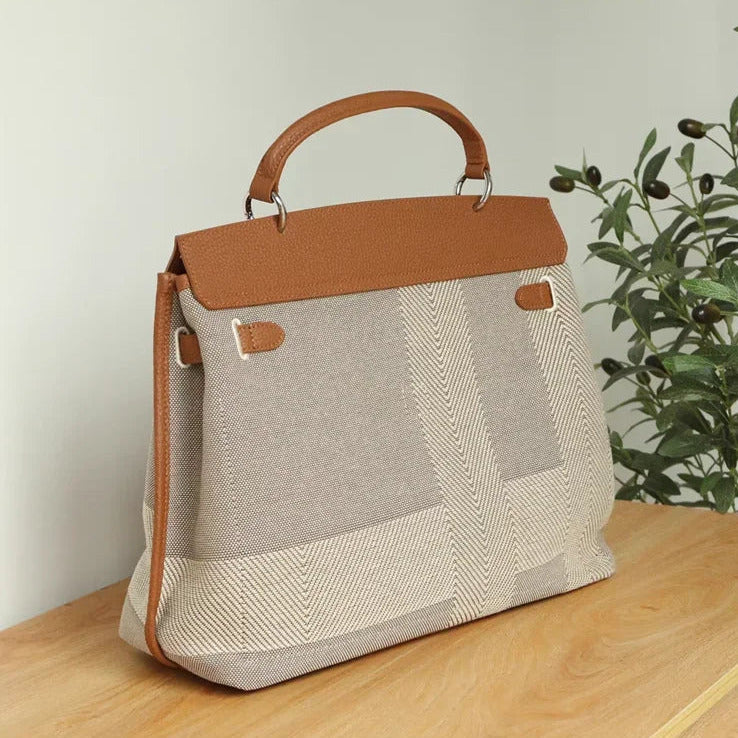 Single shoulder notebook bag