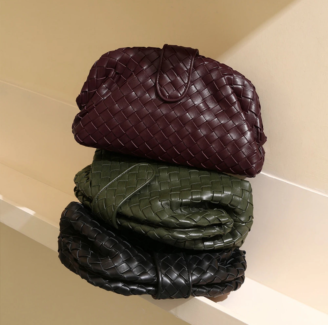 Sophia woven Clutch