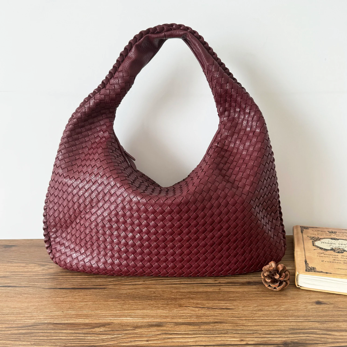 Hobo woven tote