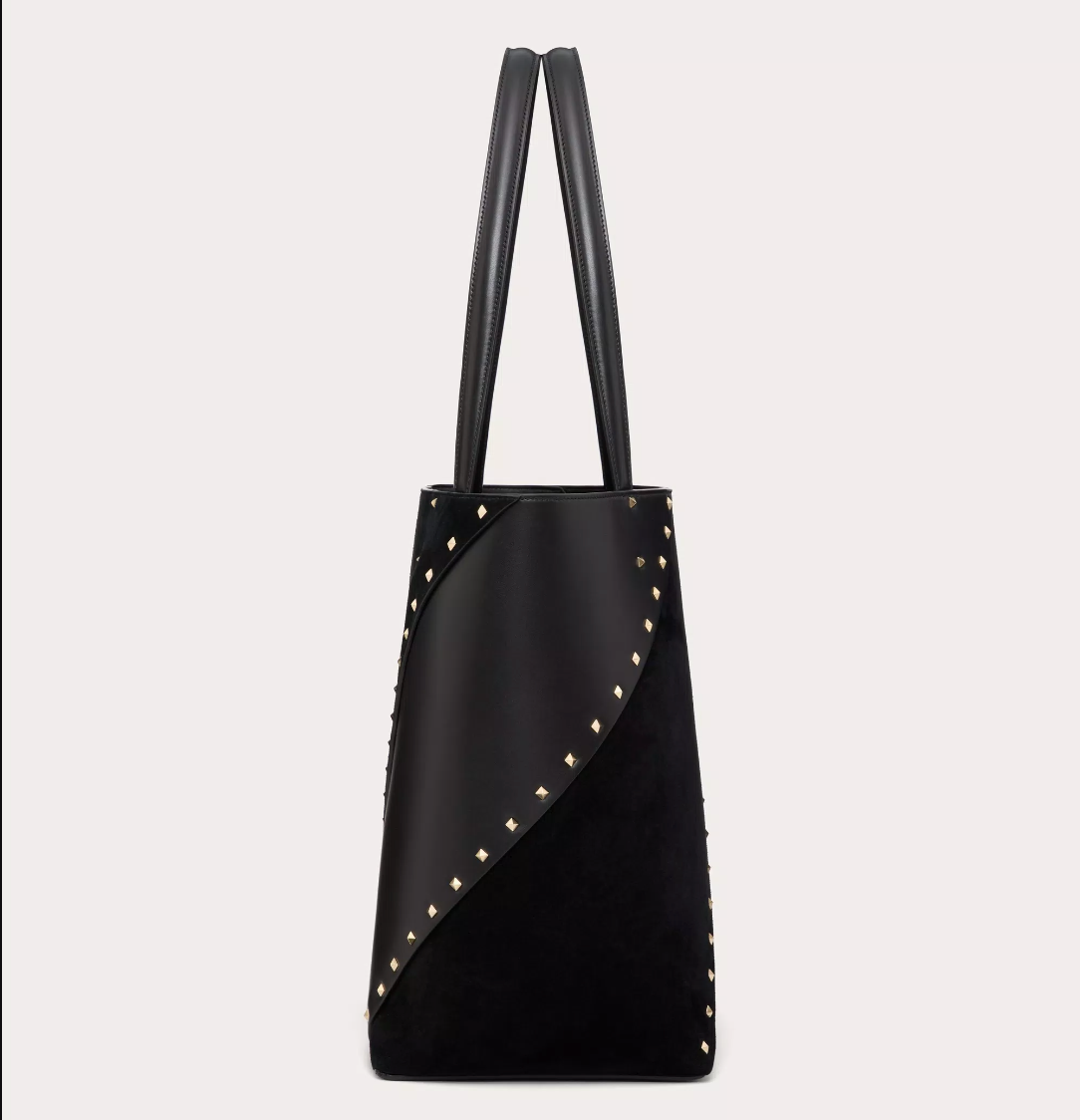 ROCKSTUD WISPY SHOPPING BAG IN CALFSKIN