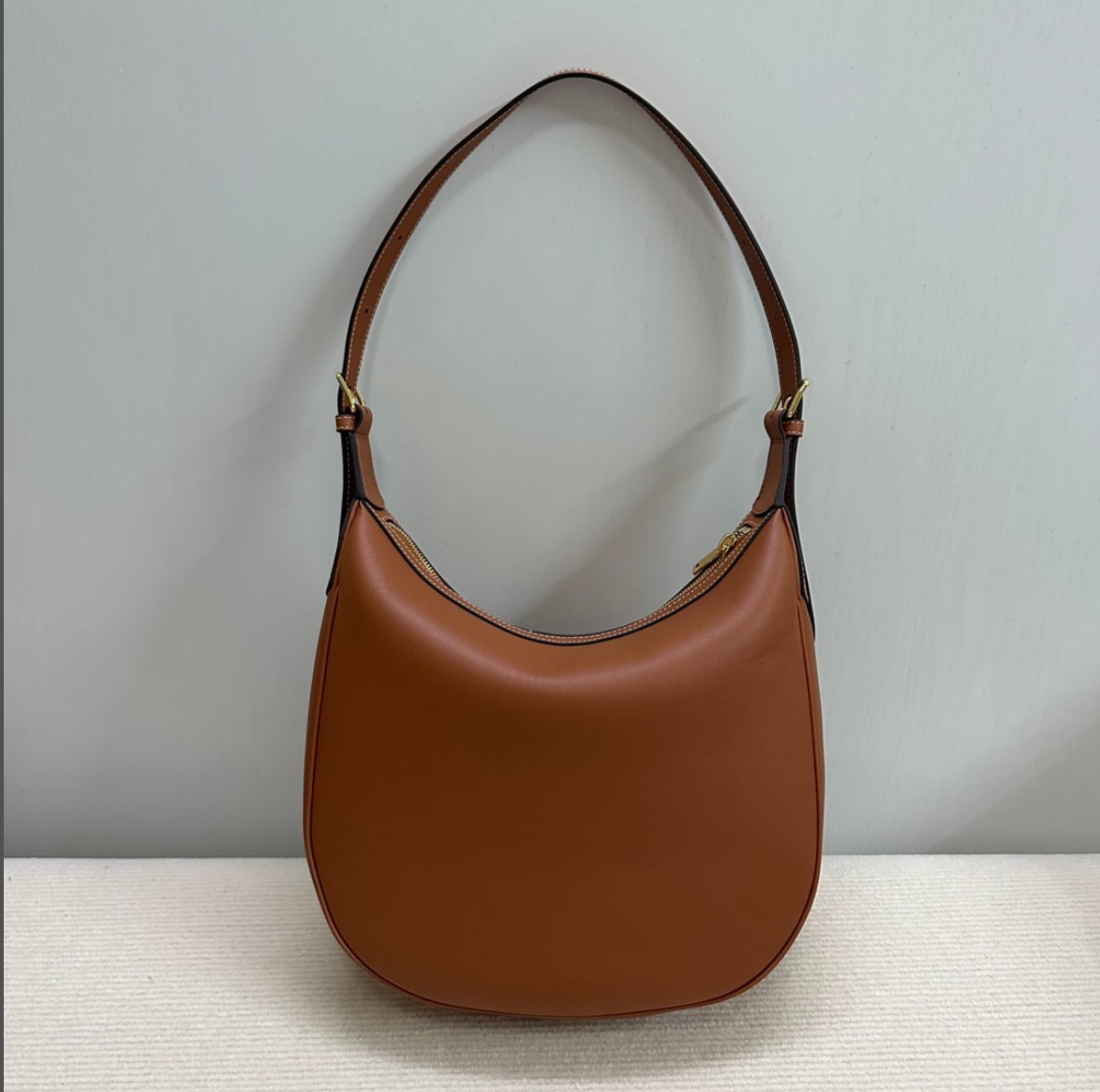 HELOISE Leather Shoulder bag