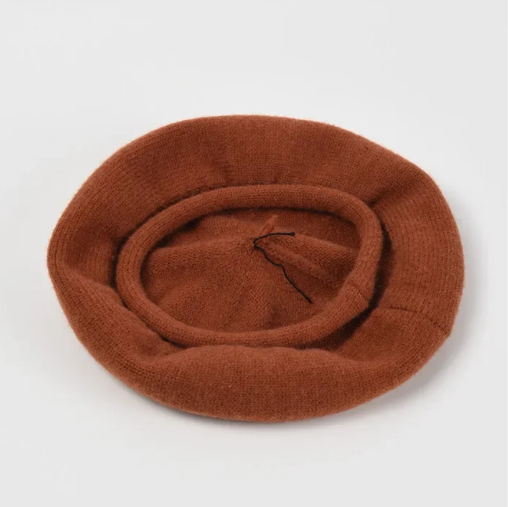 Slouchy loose beret