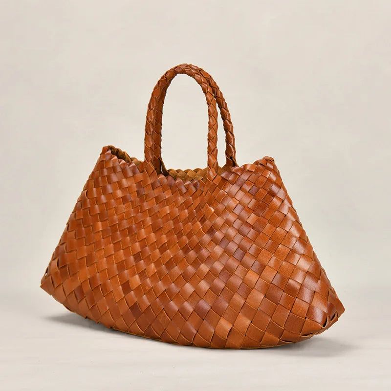 Retro hand-woven first-layer cowhide shoulder bag